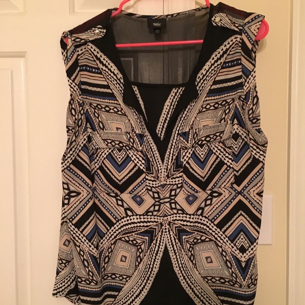 Sleeveless blouse